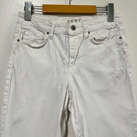 DKNY Ludlow High Rise White Skinny Jeans - Size 27 - Picture 2 of 9